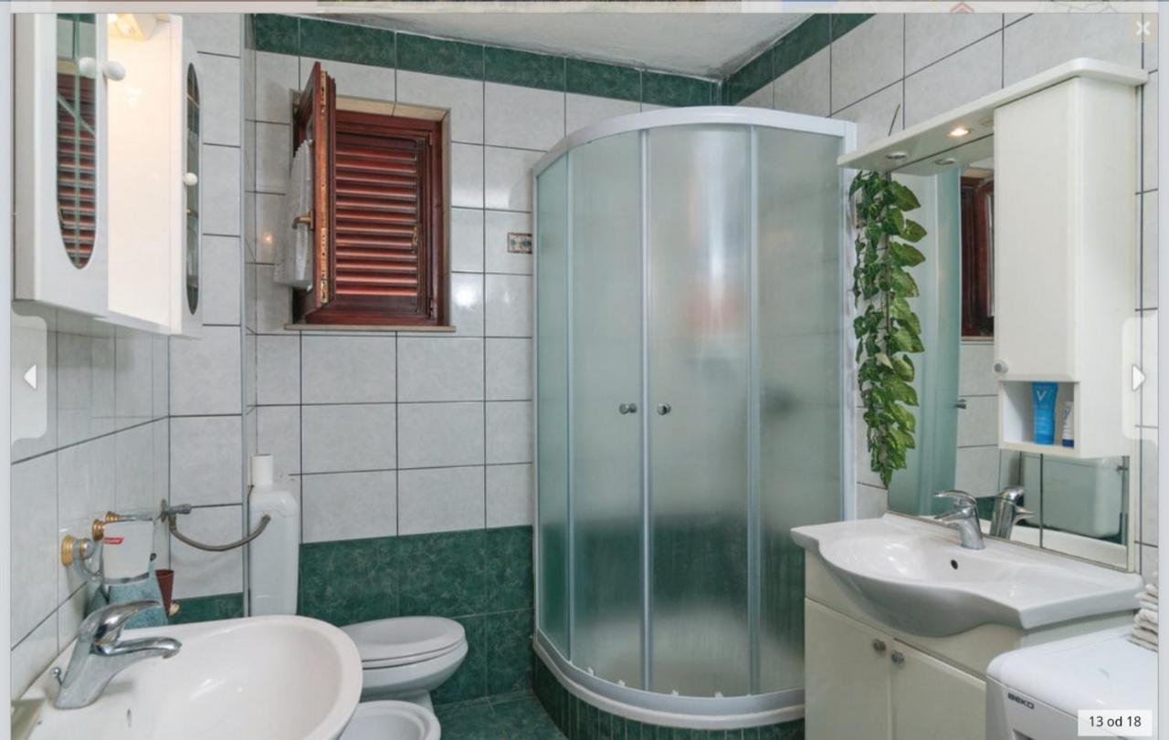 Apartments Tomic Спліт Екстер'єр фото